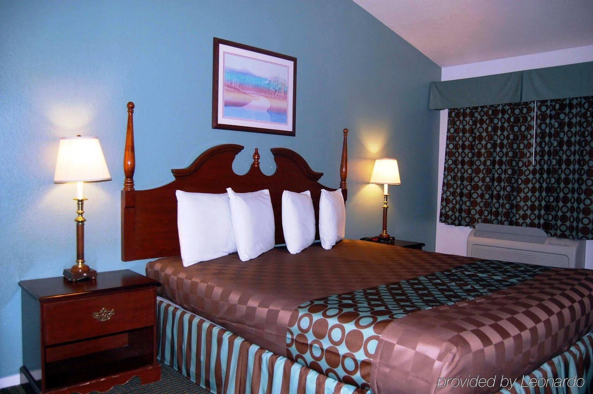 Americas Best Value Inn Лос Баньос Екстериор снимка
